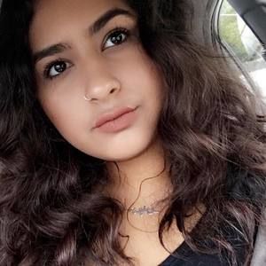 Meet your Posher, Mahnoor